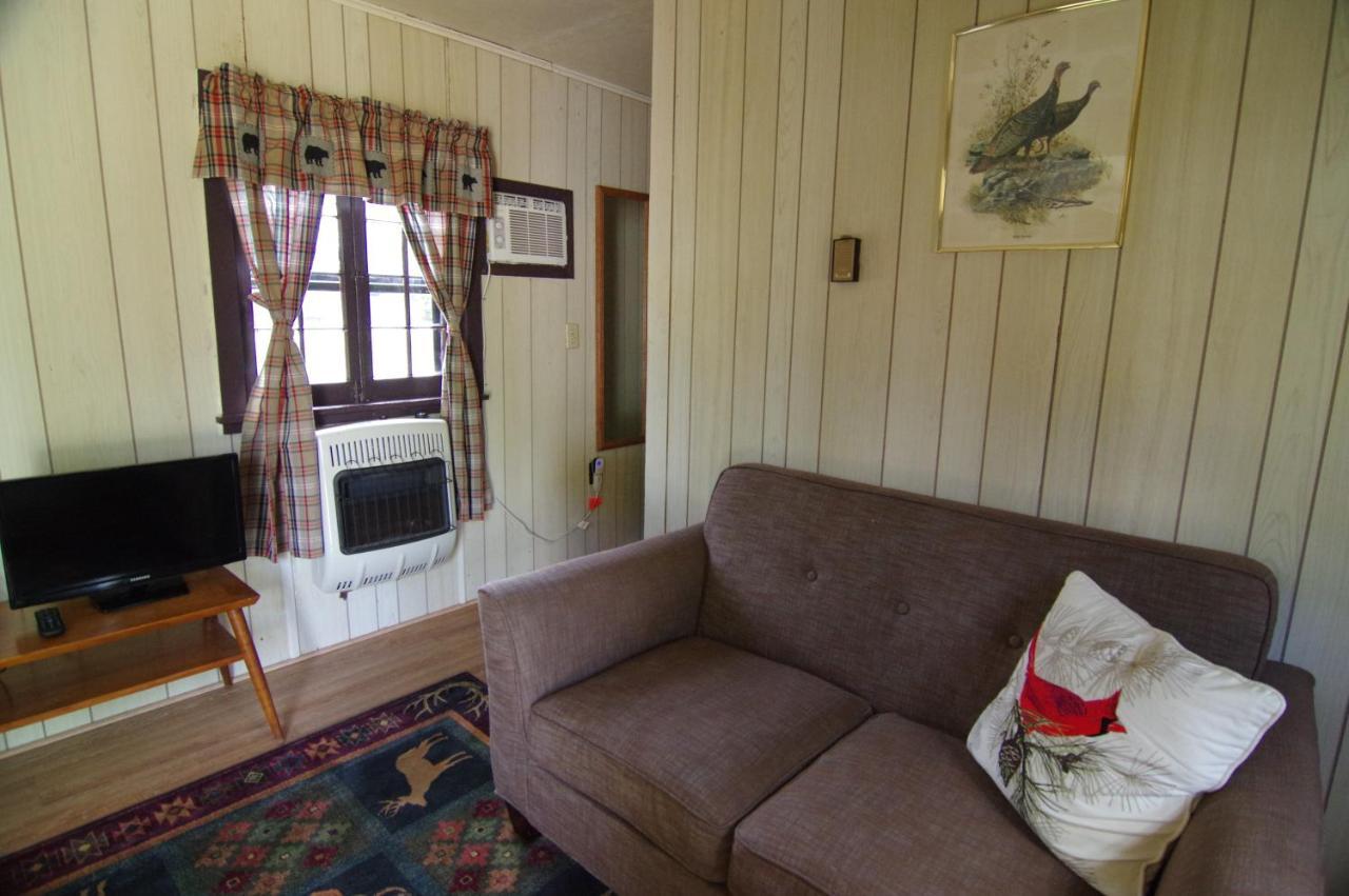 Moreno'S Adirondack Cabins Saranac Lake Exteriér fotografie